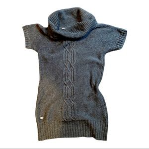 Athleta cable knit sweater excellent condition